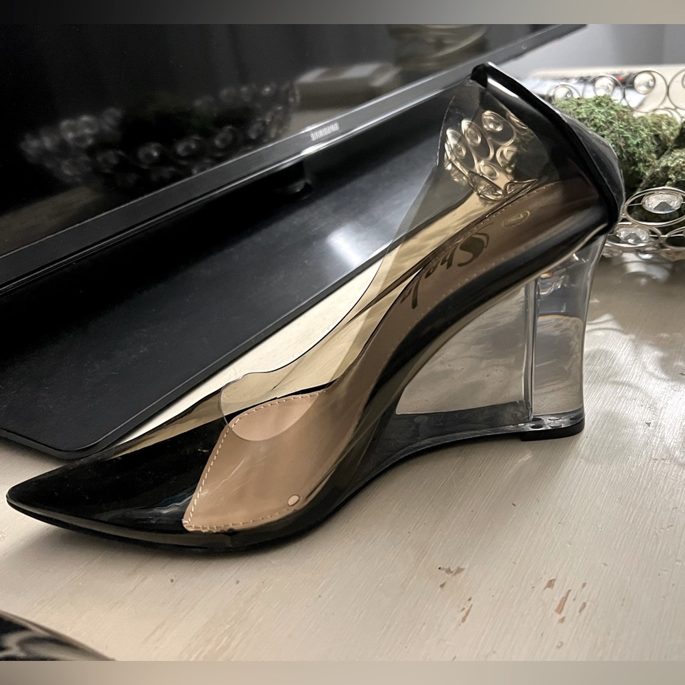 Black seethru pumps